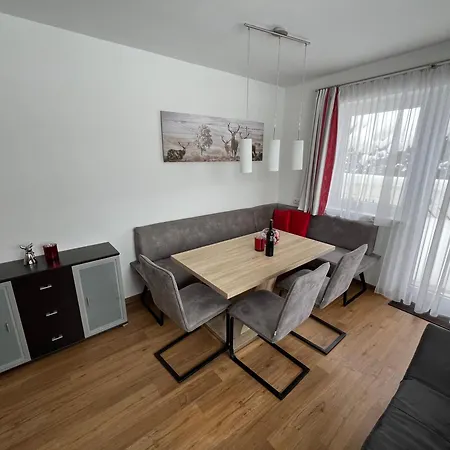 Haus Alpina In & Out Dom wakacyjny