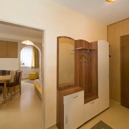 Haus Alpina In & Out Casa vacanze