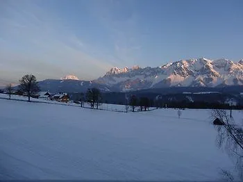 Haus Alpina In & Out Casa vacanze *