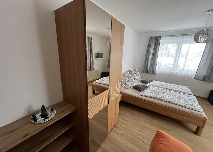 Haus Alpina In & Out Dom wakacyjny Schladming